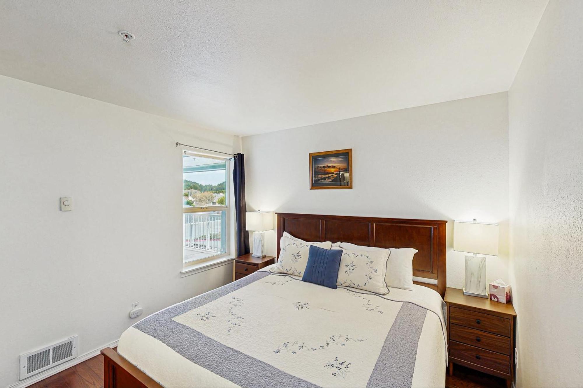 Waters Edge Apartment Salishan Beach ห้อง รูปภาพ